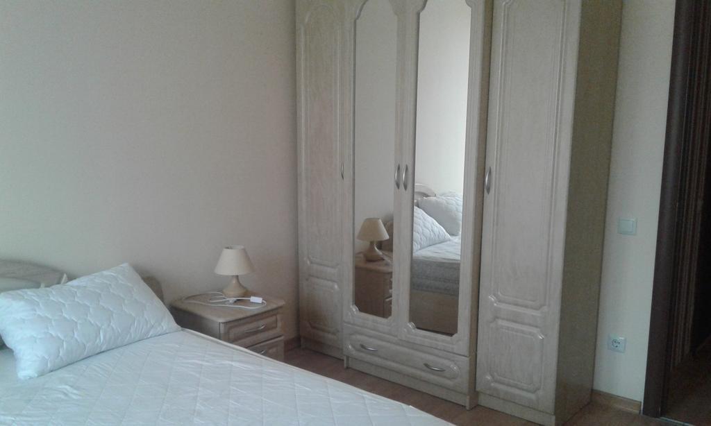 מוקצ'בה Apartments On Parkaniya 2A מראה חיצוני תמונה