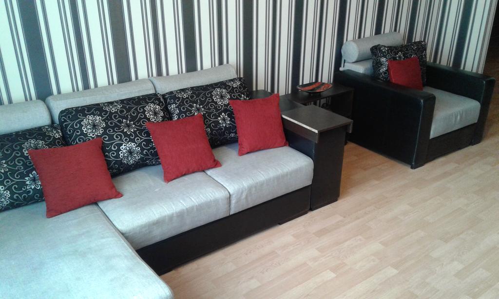 מוקצ'בה Apartments On Parkaniya 2A מראה חיצוני תמונה